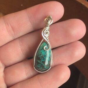 Elegant Silver and Green Pendant